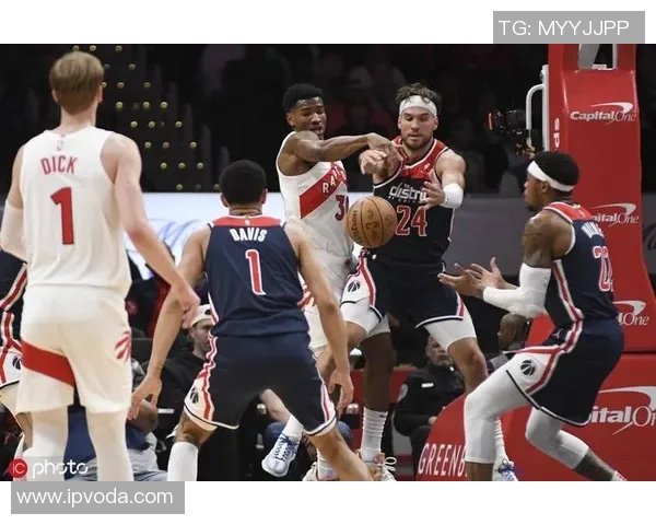 猛龙与奇才G6激战正酣谁能在季后赛中逆袭晋级下一轮 猛龙与奇才G6激战正酣谁能在季后赛中逆袭晋级下一轮