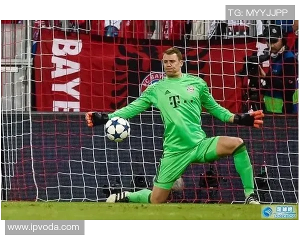 诺伊尔：守护球门的传奇门将与他的足球人生之路